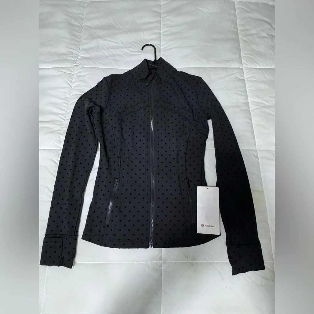 Lululemon NWT Black Polkadot Define Jacket - Picture 1 of 2